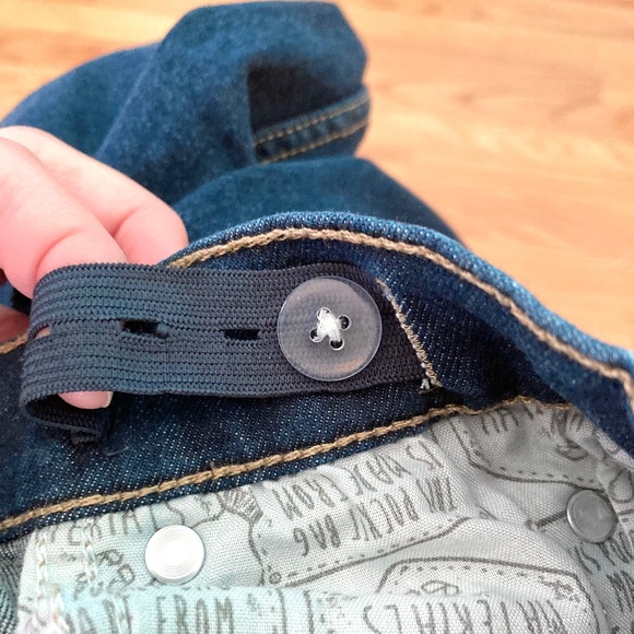 Boy’s size 14 Thereabouts gently used bootcut blue jeans with adjustable waist - Picture 4 of 7
